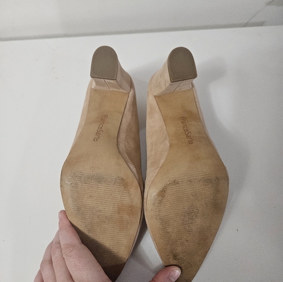 Franco Sarto Women's Tan Pumps! - Picture 3 of 6